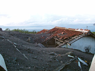 majad on mattunud tuha alla