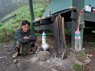 meie giid valmistamas õhtusööki