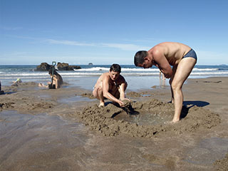 Hot Water Beach, pesa ehitamas