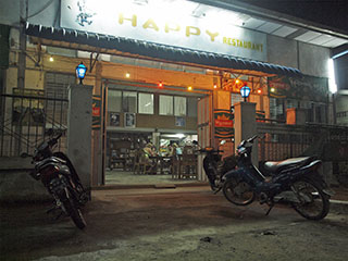 Happy restaurant