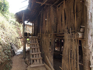 trepp maja teisele korrusele