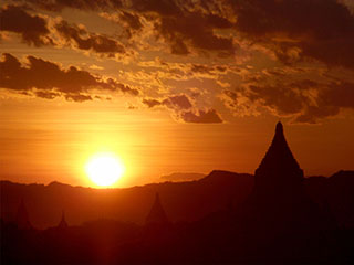 Shwesandaw Pagoda, päikeseloojang