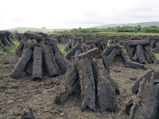 Glengowla East, kuivatatakse turvast