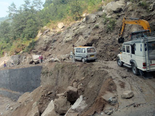 tuleb oodata, kuni uus tee valmis ehitatakse