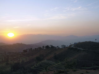 peaaegu kohal, 1 914 m, päike hakkab loojuma