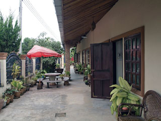 meie hotell, Adounsiri Guest House