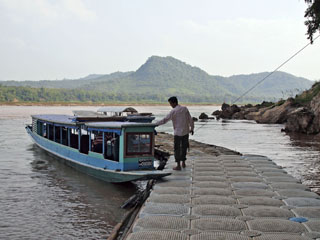 järgmine peatus, Pak Ou koopad