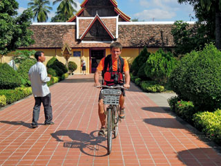 Wat Sisaket, jätkame klotsituuri
