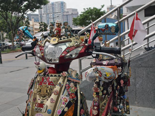 üks tagasihoidlik mopeed