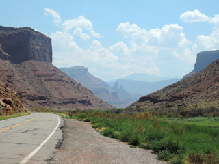 kusagil ... teel Moabi