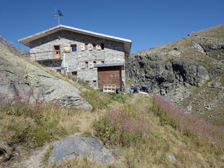 2 485 m, Rifugio Albert Deffeys [46:00:27]