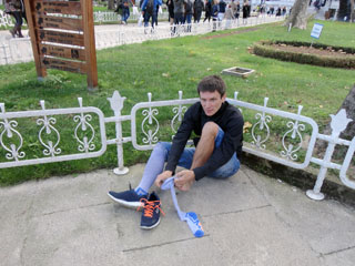 mošeesse paljaste säärtega ei pääse …