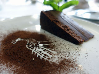 Stobi Winery & Restaurant, laps küsis kooki