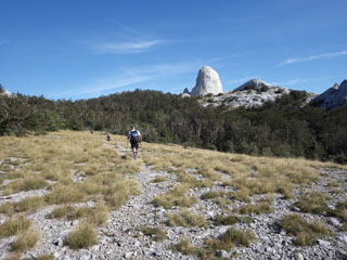 7:08:06 from start, stage 2, trekking, Stapina Kuk ahead
