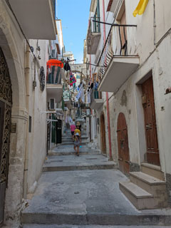 Vieste, teel pidulikule õhtusöögile …