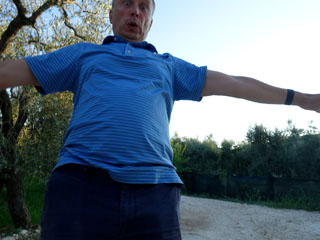 … samal ajal kusagil mujal …